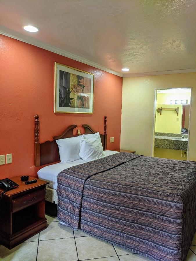 Lake Houmas Inn Экстерьер фото