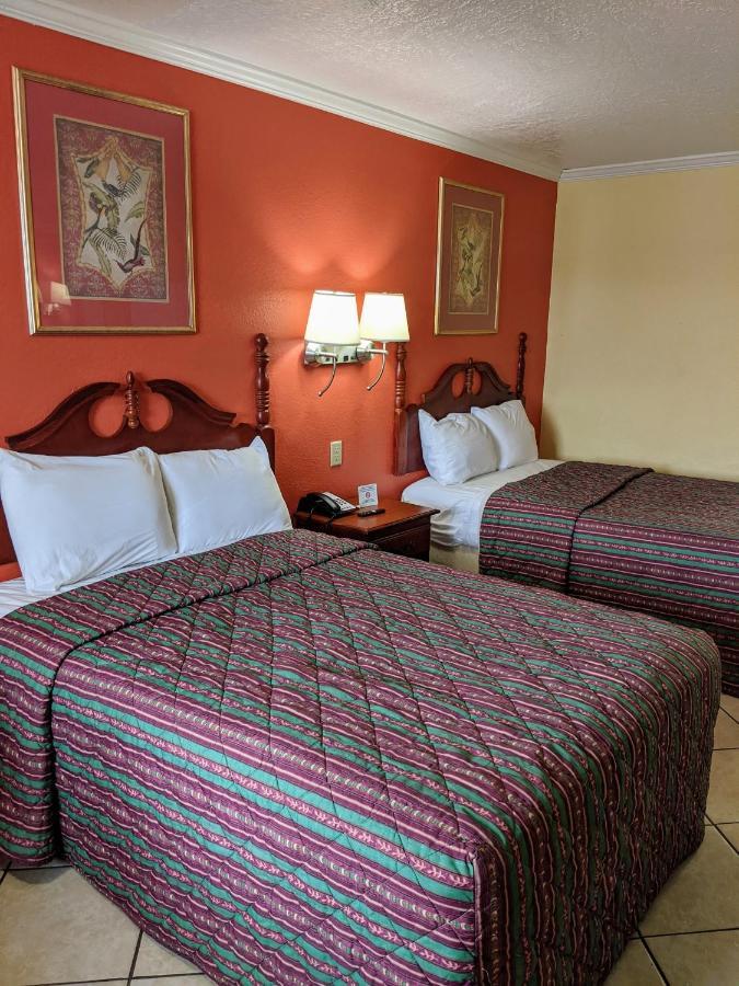 Lake Houmas Inn Экстерьер фото